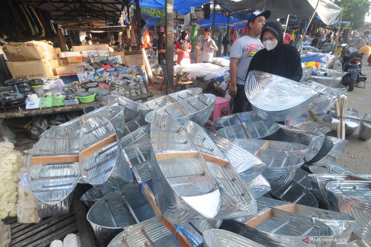 Penjualan Timba Tembakau