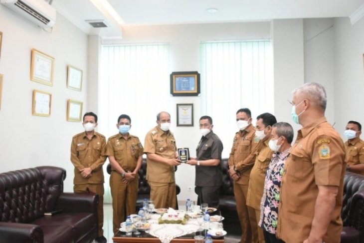 Wali Kota Tebing Tinggi terima tim penilai kelurahan