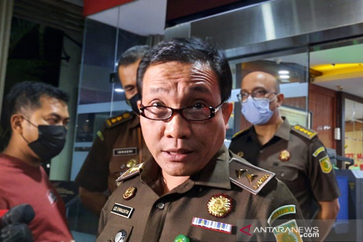Kejagung periksa tiga pejabat Perum Perindo terkait dugaan korupsi dalam pengelolaan keuangan dan usaha