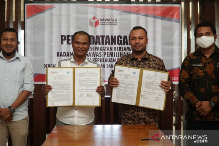Bantu awasi Pemilu, Bawaslu Kepulauan Tanimbar gandeng STKIPS