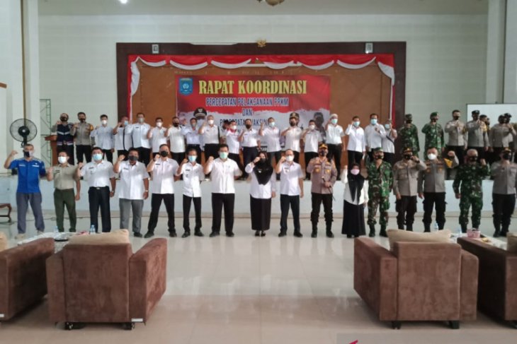 Pemkab Bangka Tengah perkuat PPKM mikro tekan penyebaran COVID-19