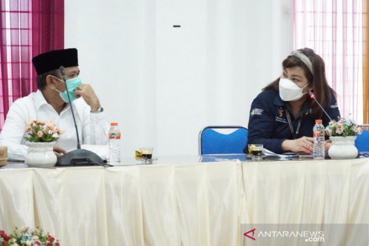 Bupati Aceh Besar tegur utusan Kemenkes RI karena tak pakai jilbab