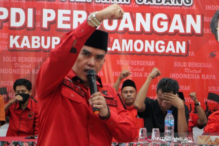 Anggota DPR Nasyirul Falah Amru minta Pertamina investigasi kebakaran kilang Cilacap
