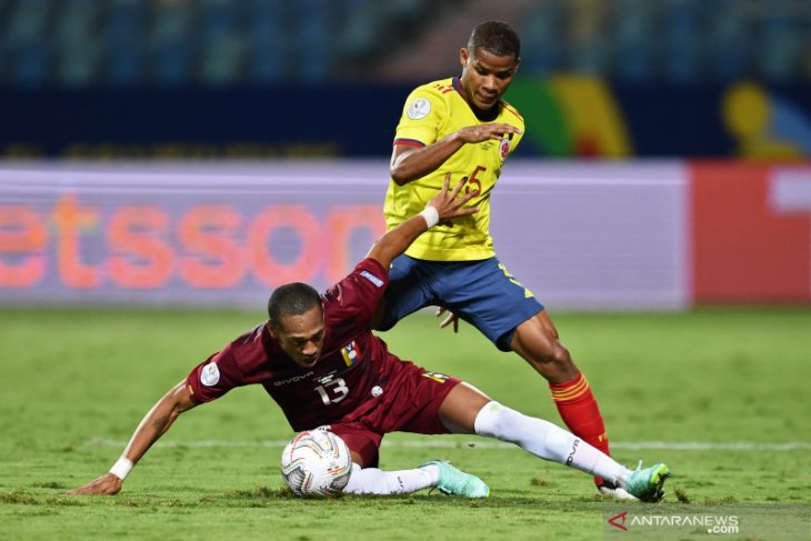 Kokohnya pertahanan Venezuela paksa Timnas Kolombia bermain imbang 0-0