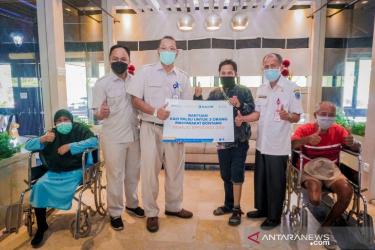 PKT Salurkan Bantuan Kaki Prosthesis bagi Tiga Warga Bontang