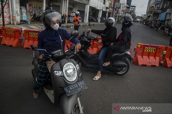 Penutupan ruas jalan di Kota Bandung