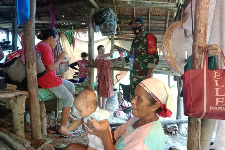 FOTO - Kondisi Warga di Pengungsian akibat Gempa Tehoru, Malteng