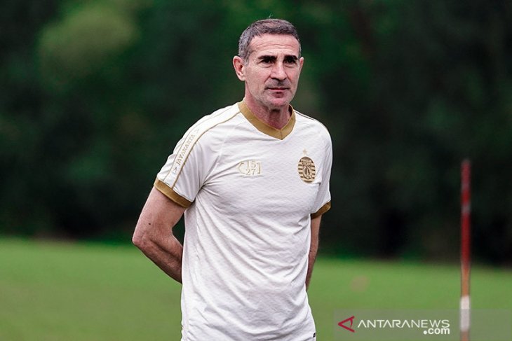 Dutra tegaskan skuad Persija mesti beradaptasi dengan pelatih bukan sebaliknya