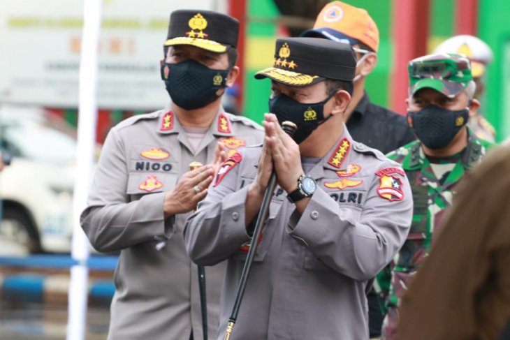 Kapolri paparkan langkah pengendalian COVID-19 di Bangkalan