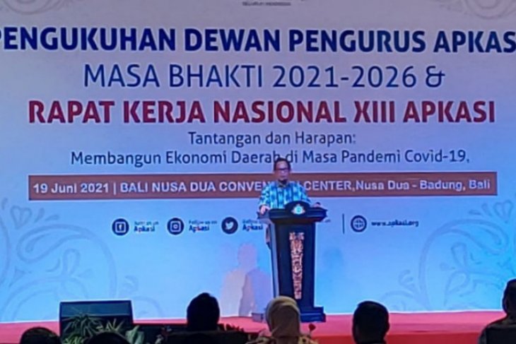 Darma Wijaya dikukuhkan sebagai Koordinator APKASI Wilayah Sumut