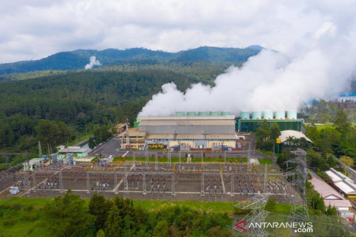 PLN Siap Memimpin Transisi Energi melalui Pengembangan EBT di Indonesia