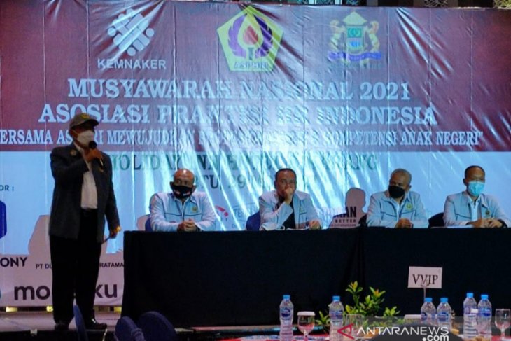 ASPHRI siap jembatani kepentingan pengusaha dan buruh