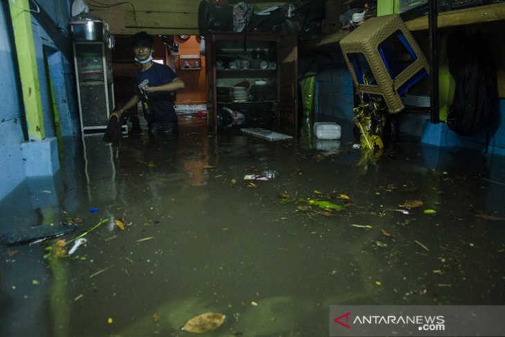 Banjir rendam permukiman warga di Kota Bandung