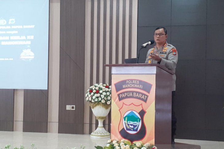 Kapolda Provinsi Papua Barat minta anggota tidak merusak citra Polri