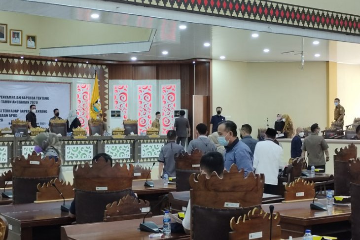 Anggota DPRD Bandarlampung ancam gelar sidang paripurna tandingan