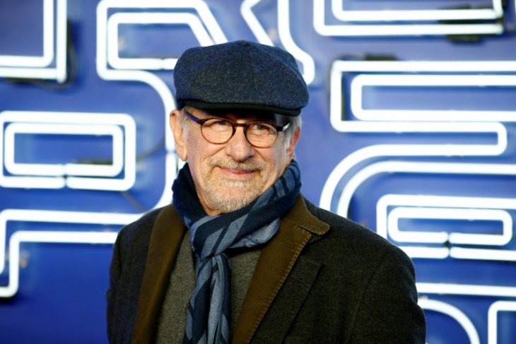 Steven Spielberg siap garap berbagai film untuk Netflix