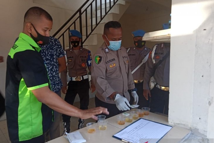 Tes urine personel Polresta Pulau Ambon negatif narkoba