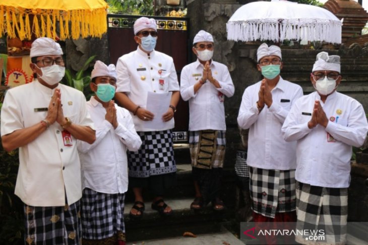 Bupati Tabanan siapkan sanksi bagi warga yang tolak vaksinasi COVID-19