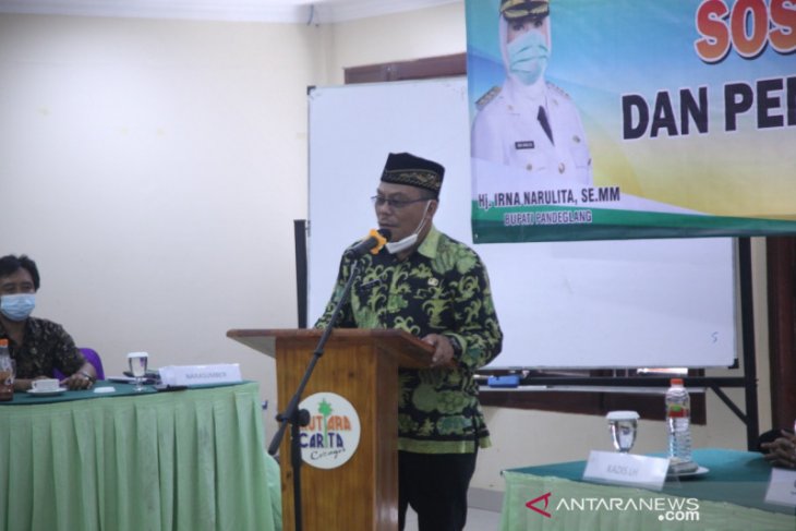 Pemkab Pandeglang minta para pengusaha taat aturan