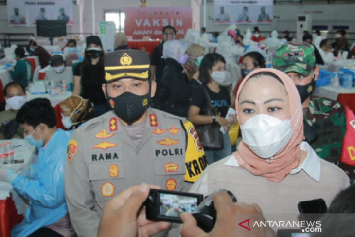 Bupati minta warga lapor jika ada tempat hiburan di Karawang yang