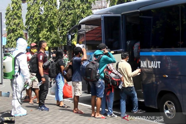 FOTO - Kasus Aktif COVID-19 Halmahera Utara Didominasi Pekerja Perusahaan Tambang Emas