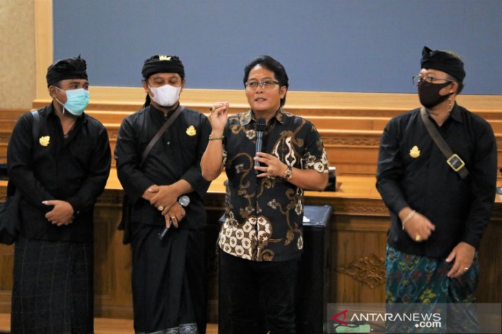 Pemkab Badung apresiasi seniman tetap berkarya saat COVID-19