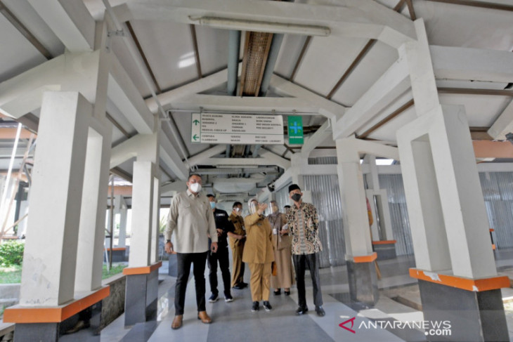 DPRD Bogor siap buat kebijakan strategis bantu nakes tangani pasien COVID-19