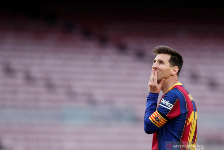 Messi gelar konferensi pers Minggu sore