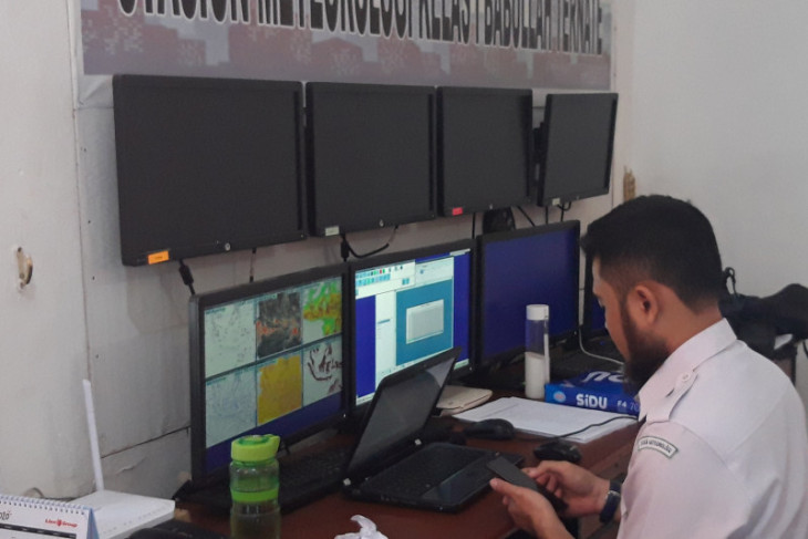 BMKG minta waspadai gelombang tinggi di Malut ancaman bencana