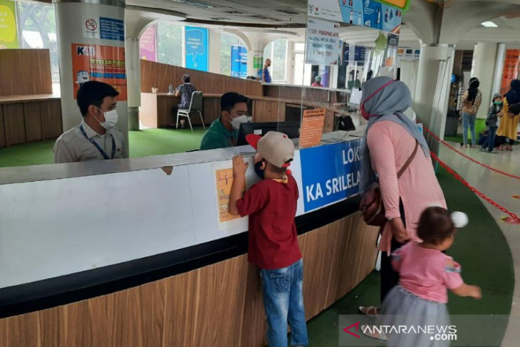 KAI Sumut wajibkan penumpang tunjukan hasil uji cepat COVID-19