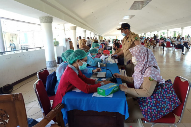 13.650 warga di Bengkayang sudah divaksin
