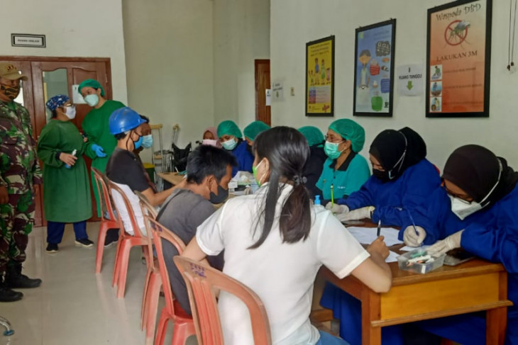 Koramil 1204 Belitang Hilir sukseskan vaksinasi