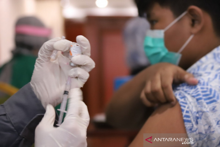Menkes: Presiden inginkan penyuntikan vaksin COVID-19 jd lima juta dosis per hari
