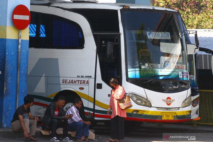 Jumlah Penumpang Bus di Terminal Malang Turun