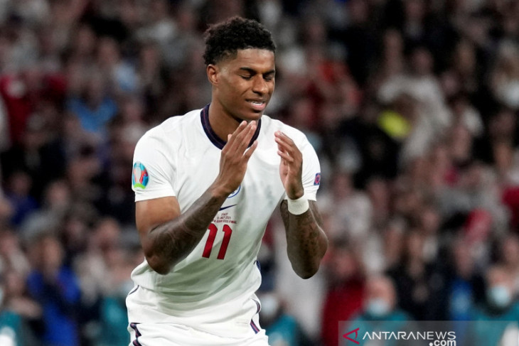 Solskjaer tegaskan tetap pilih Rashford jadi eksekutor penalti MU
