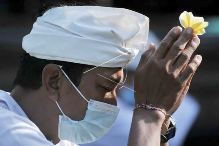 Upacara Ngrastiti Bhakti pandemi COVID-19 segera berakhir