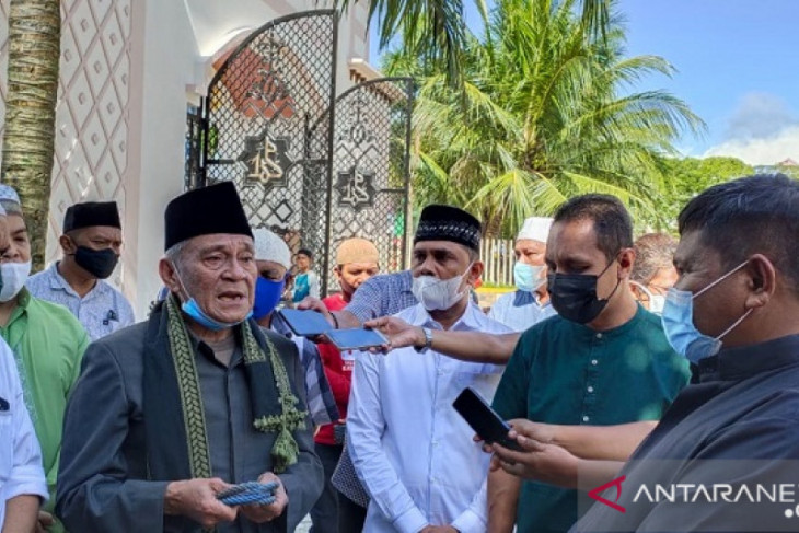MPH Sinode GPM sumbang hewan kurban ke Masjid Raya Al Fatah Ambon toleransi beragama
