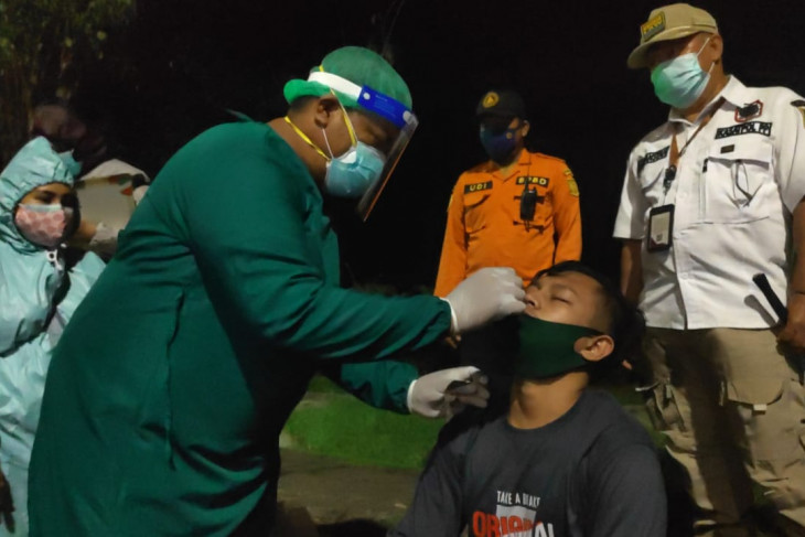 Puluhan warga Paser terjaring operasi satgas COVID-19
