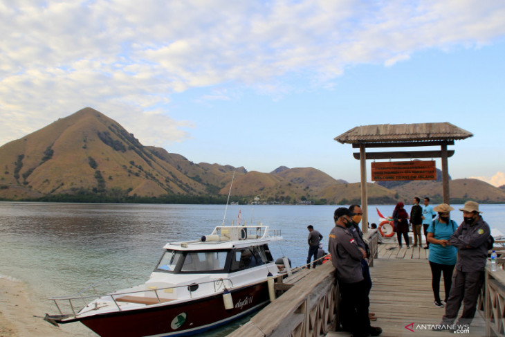 Kawasan wisata pulau padar kembali dibuka