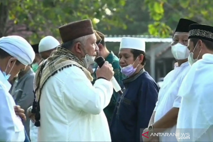 Bupati Bangka Barat ajak maknai Idul Adha untuk berbagi