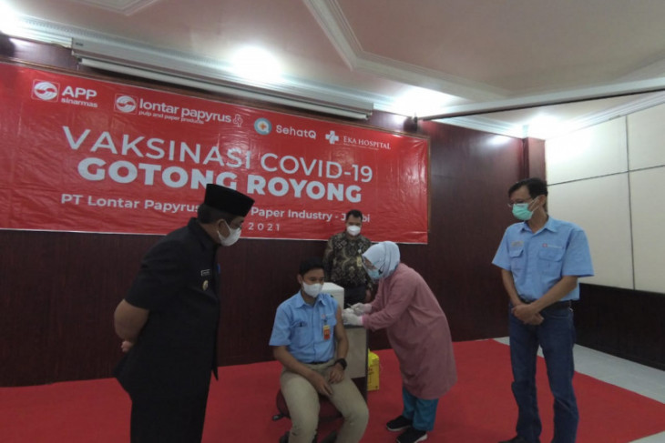 Lontar Papyrus Pulp & Paper Industry gelar vaksinasi untuk 1.200 karyawan