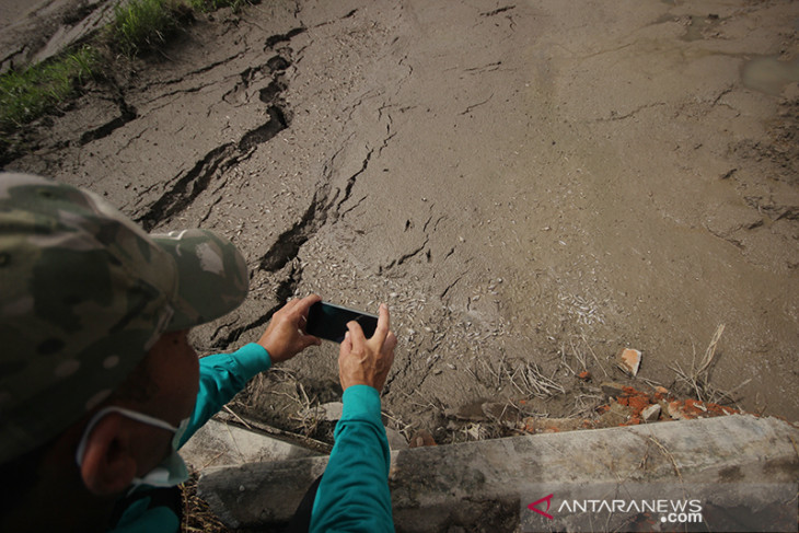 Tanah Bergerak Di Kabupaten Tapin