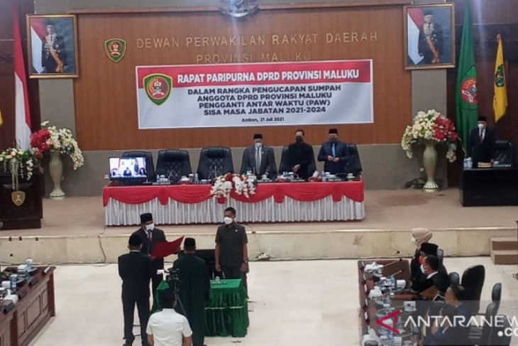 Gubernur Penambahan anggota DPRD Maluku motivasi peningkatan kinerja begini penjelasannya