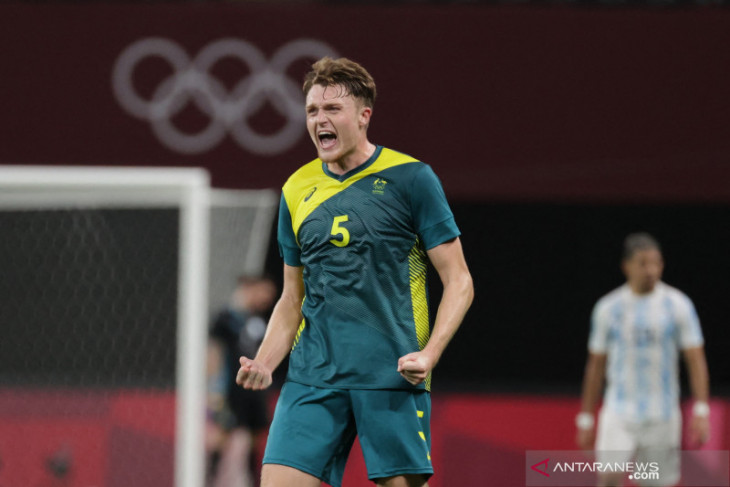 Diwarnai kartu merah Australia kalahkan Argentina 2-0 di laga perdana Grup C Olimpiade