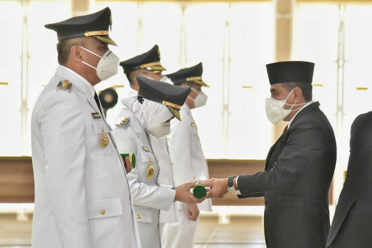 Gubernur Sumut minta Bupati Mandailing Natal atasi penambangan liar