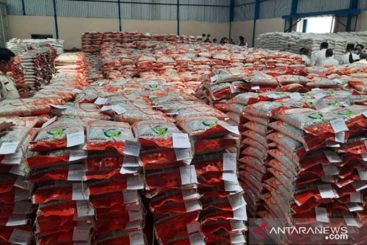Stok CBP di Bulog Jambi 7.400 ton