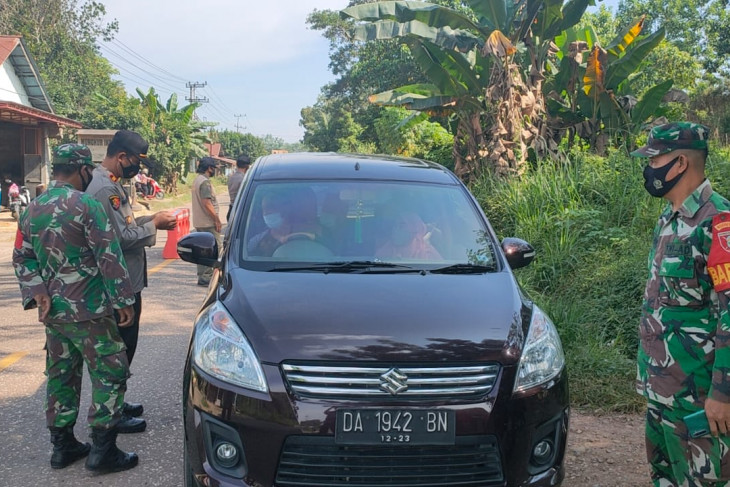 Petugas gabungan lakukan penjagaan di perbatasan Tabalong - Kalteng