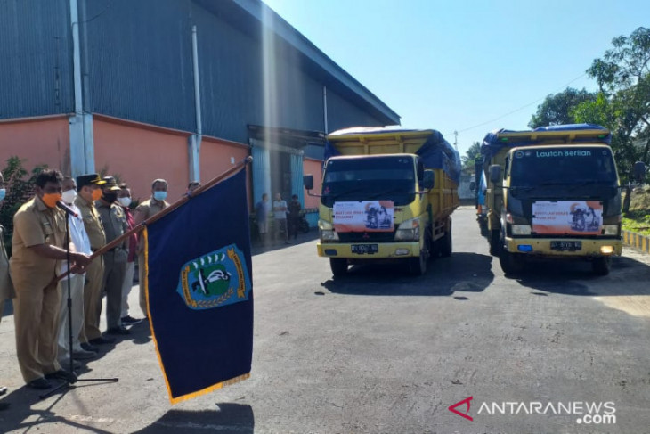 Bulog Belitung menyalurkan bantuan 56,3 ton beras