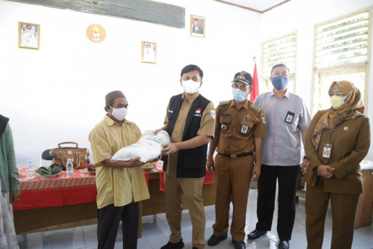 Wabup Pandeglang minta penerima BST perlihatkan sertifikat vaksinasi