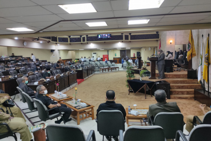 Mahasiswa Kalsel sudah selesai studi diharapkan kembali ke banua